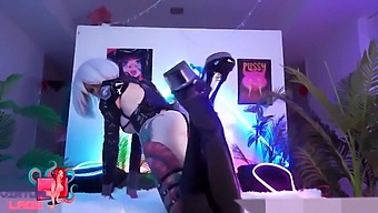 2b, The Virtual Nier Automata Lady, Craves A Huge Penis And Gets Satisfied