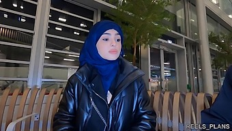 Nadja, Wanita Iran Berjilbab, Merasakan Seks Anal Di Toilet Dan Lorong Sebagai Pembayaran Penerbangan
